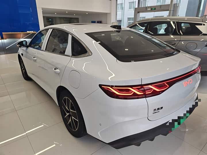 Фото 5 - BYD Qin L