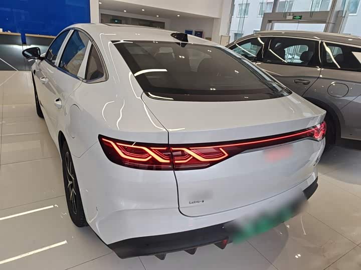 Фото 6 - BYD Qin L