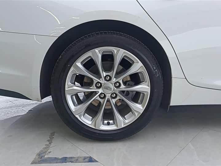 Фото 6 - Cadillac CT5