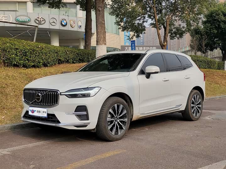 Фото 1 - Volvo XC60