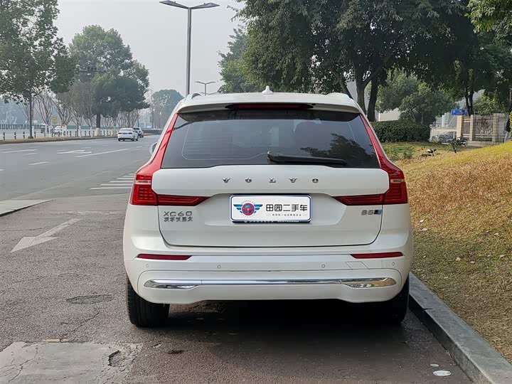 Фото 5 - Volvo XC60