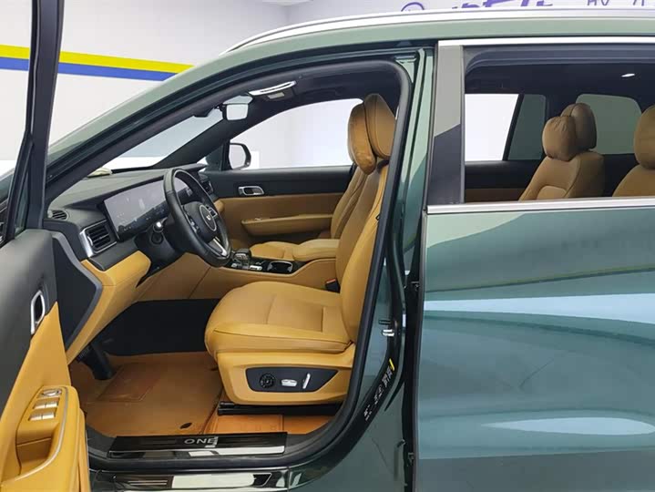 Фото 9 - LiXiang One