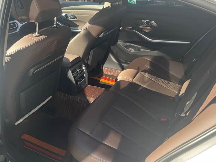 Фото 8 - BMW 3 Series