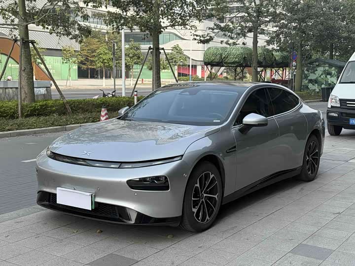 Фото 1 - XPeng P7