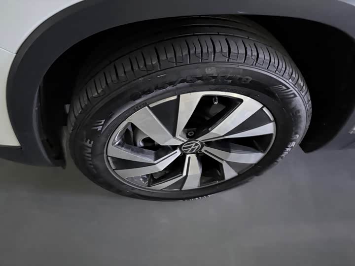 Фото 5 - Volkswagen Tayron