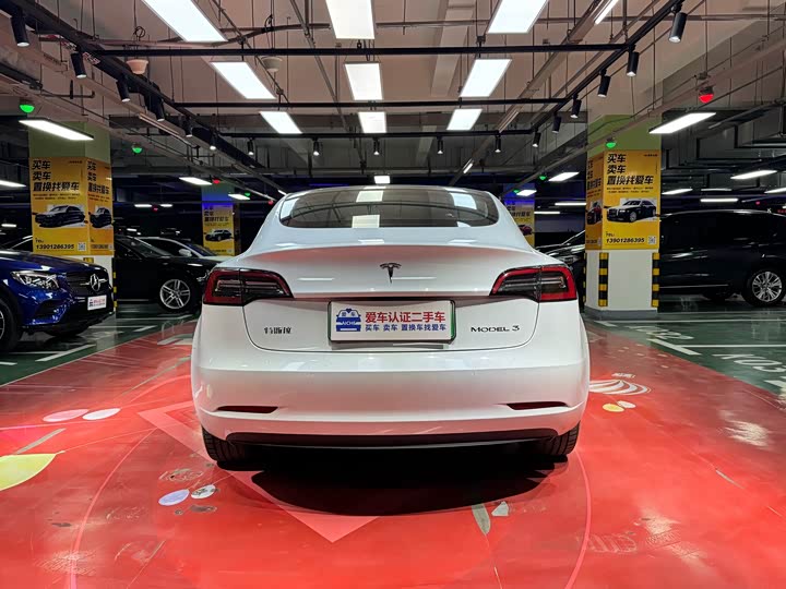 Фото 7 - Tesla Model 3
