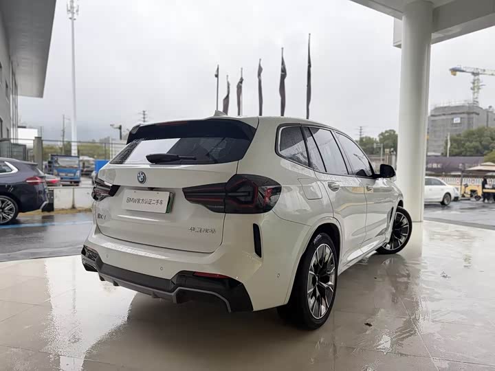 Фото 5 - BMW iX3