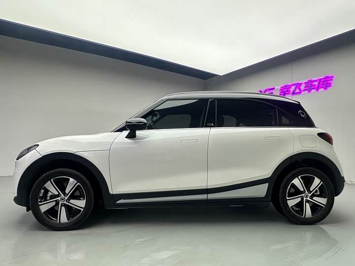 Фото 2 - Smart #1