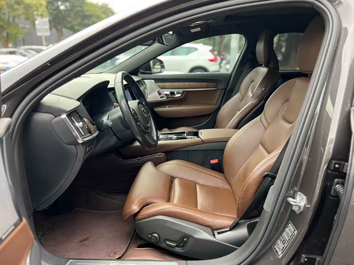 Фото 7 - Volvo S90 Hybrid