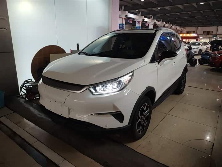 Фото 1 - BYD Yuan Pro