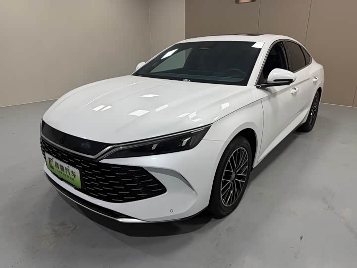 Фото 1 - BYD Qin L