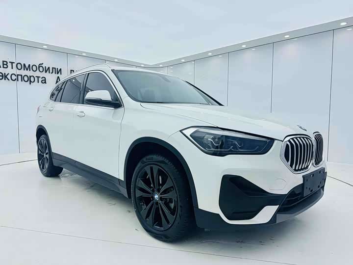 Фото 3 - BMW X1