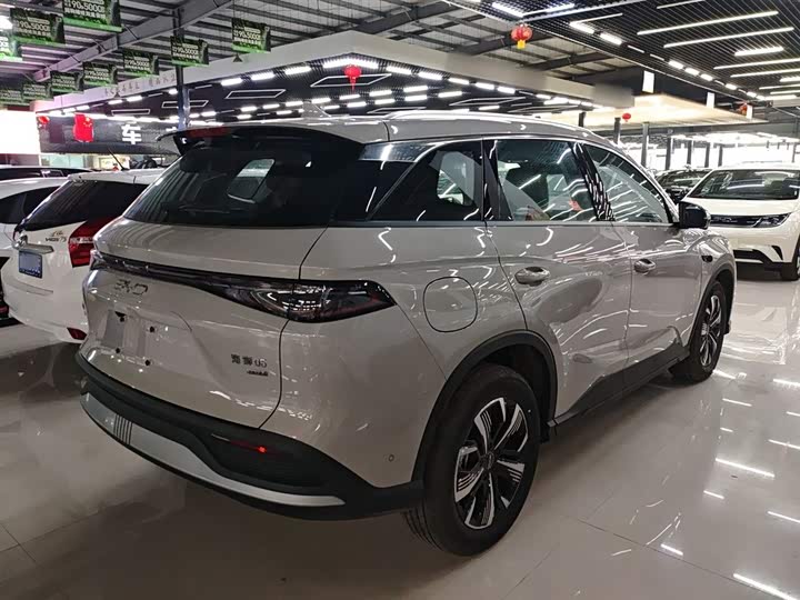 Фото 7 - BYD Sea Lion 05 DM-i Hybrid