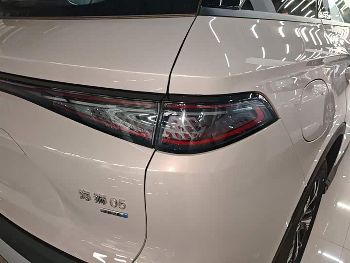 Фото 8 - BYD Sea Lion 05 DM-i Hybrid