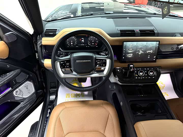 Фото 9 - Land Rover Defender