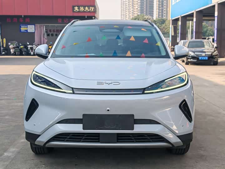 Фото 2 - BYD Sea Lion 05 EV