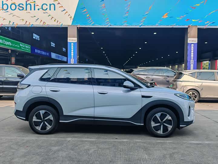 Фото 3 - BYD Sea Lion 05 EV