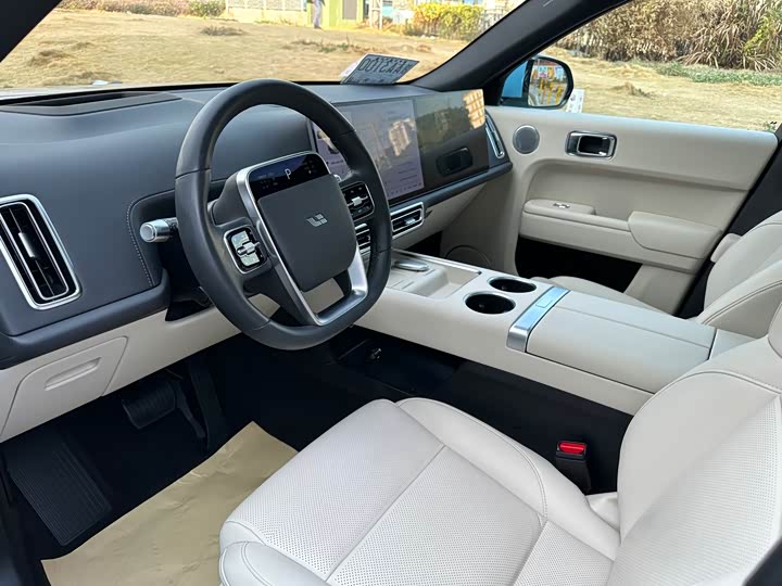 Фото 7 - LiXiang L7