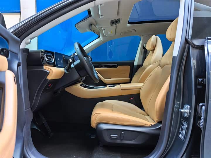 Фото 9 - Leapmotor C11