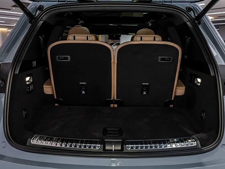 Фото 2 - LiXiang L8