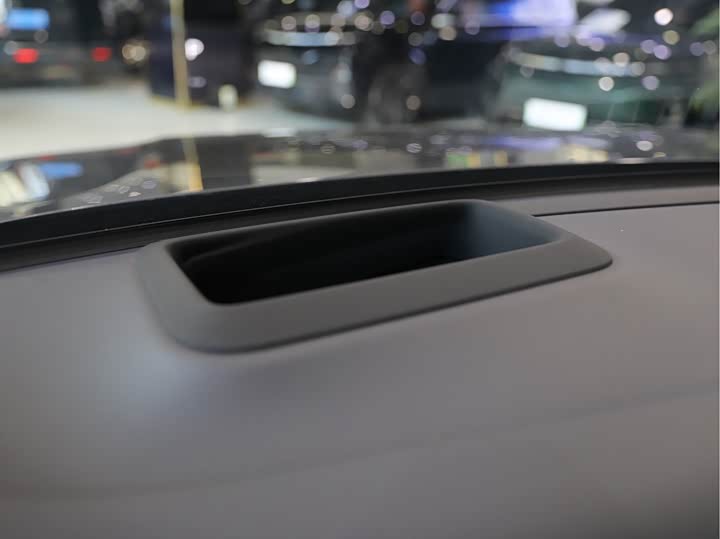 Фото 6 - LiXiang L9