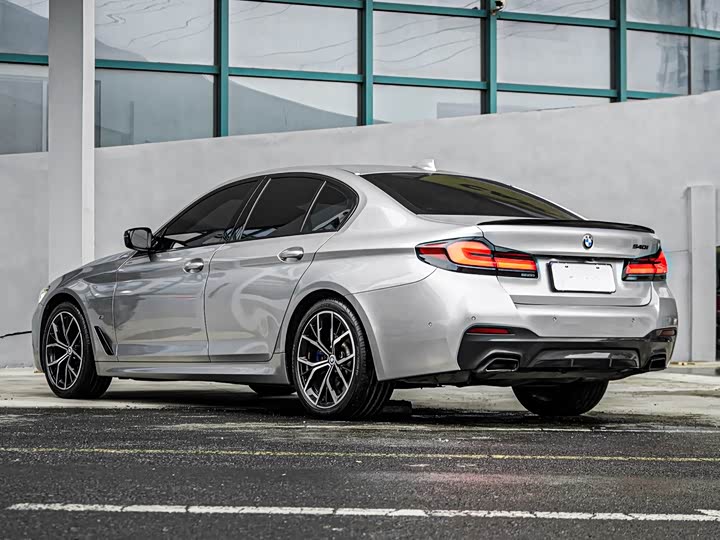 Фото 8 - BMW 5 Series