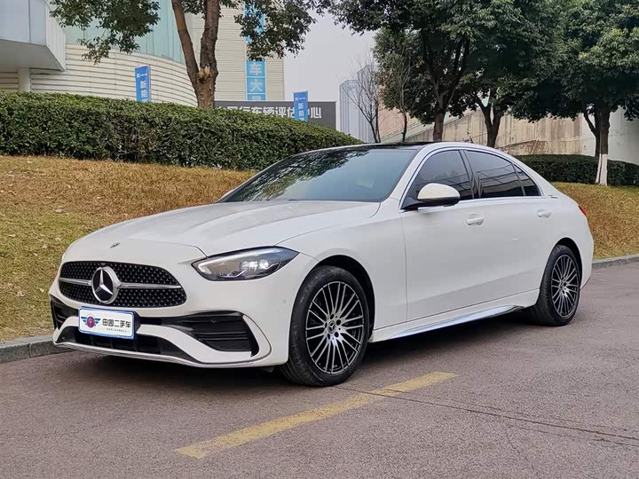 Фото 1 - Mercedes-Benz C-Class