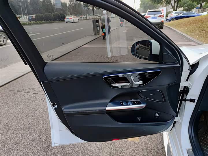 Фото 6 - Mercedes-Benz C-Class