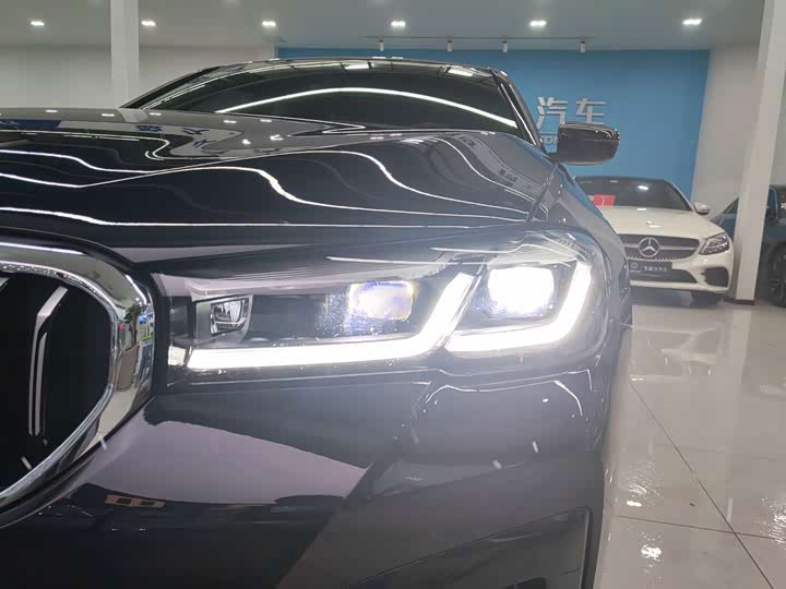 Фото 4 - BMW 5 Series