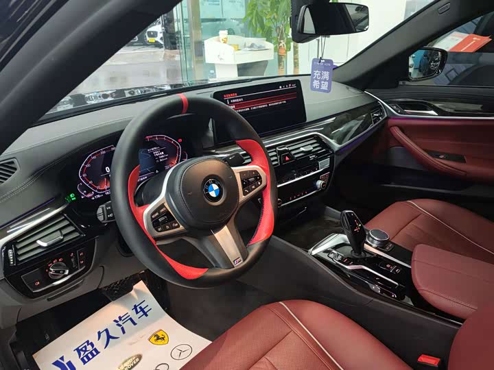 Фото 8 - BMW 5 Series