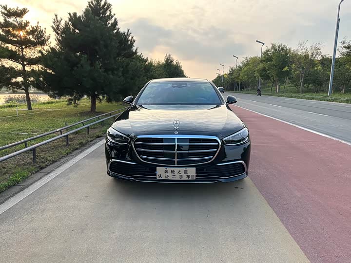 Фото 2 - Mercedes-Benz S-Class