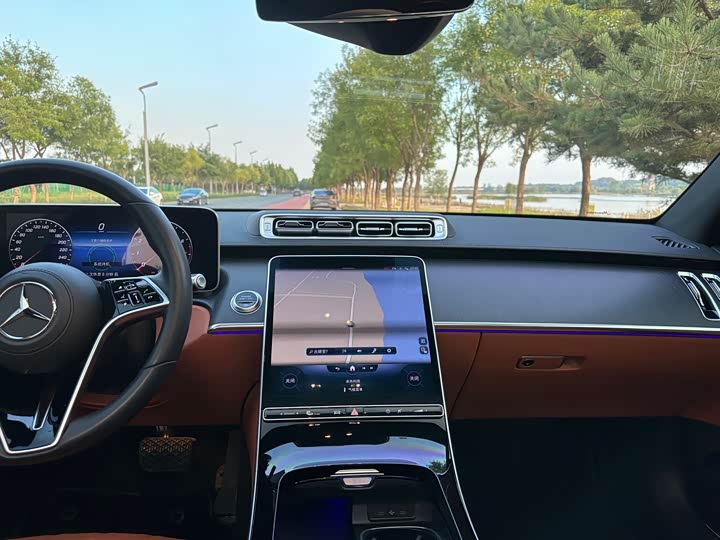 Фото 6 - Mercedes-Benz S-Class