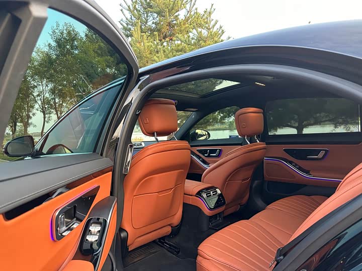 Фото 7 - Mercedes-Benz S-Class