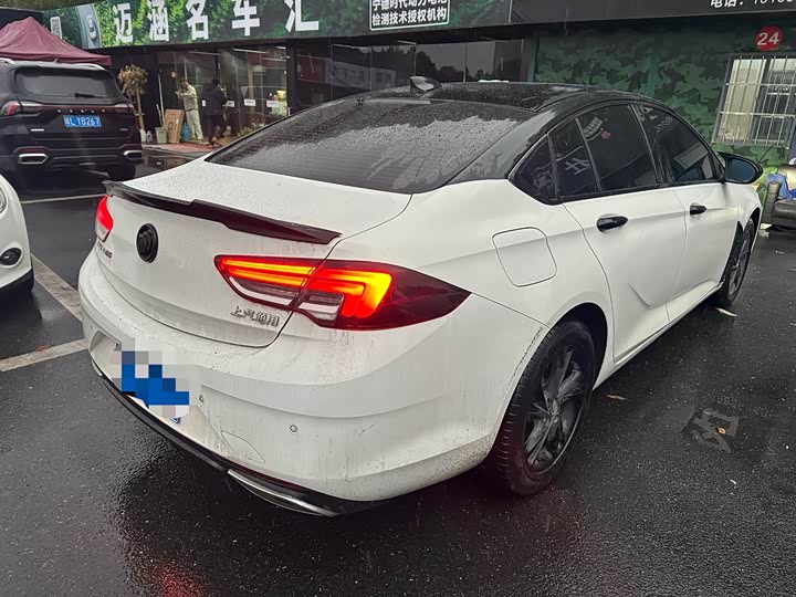 Фото 4 - Buick Regal