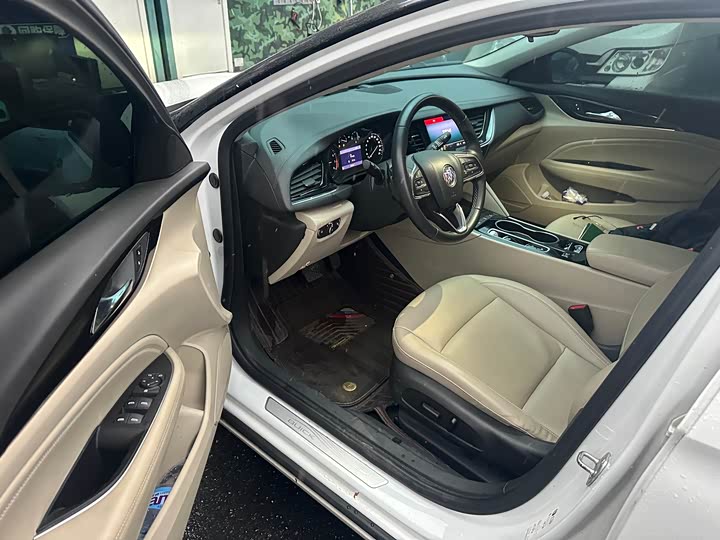 Фото 8 - Buick Regal