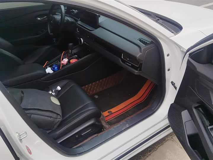 Фото 8 - Honda Inspire