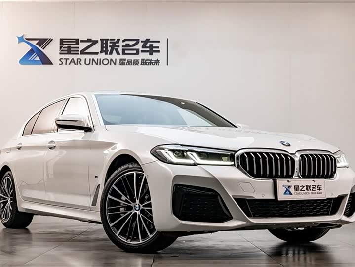 Фото 5 - BMW 5 Series