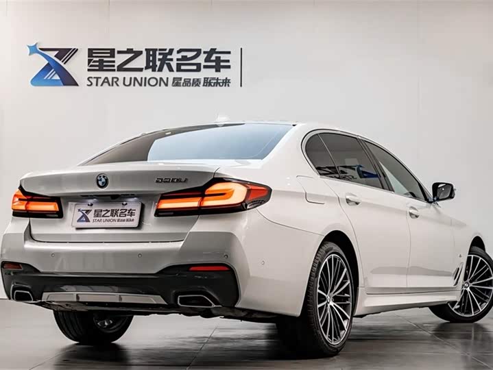 Фото 7 - BMW 5 Series