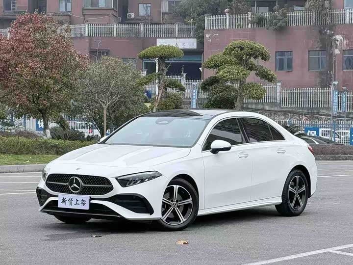 Фото 1 - Mercedes-Benz A-Class