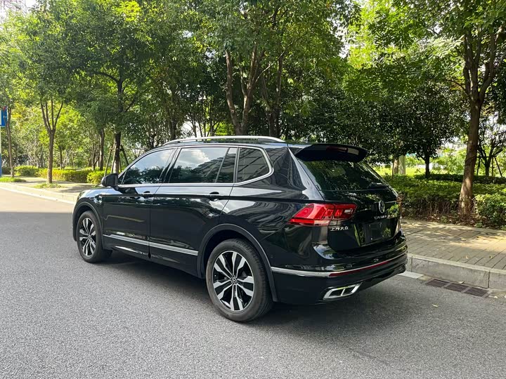 Фото 5 - Volkswagen Tiguan L Pro