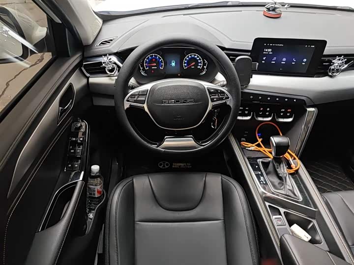 Фото 3 - Beijing X3