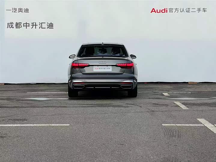 Фото 5 - Audi A4L