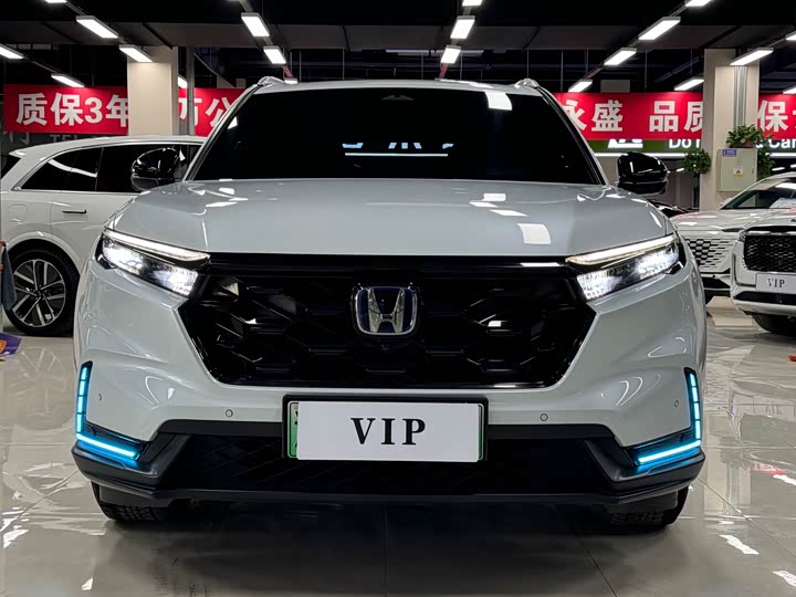 Фото 2 - Honda CR-V Hybrid