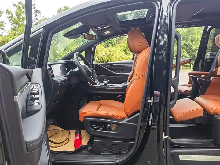 Фото 9 - GAC Trumpchi E9