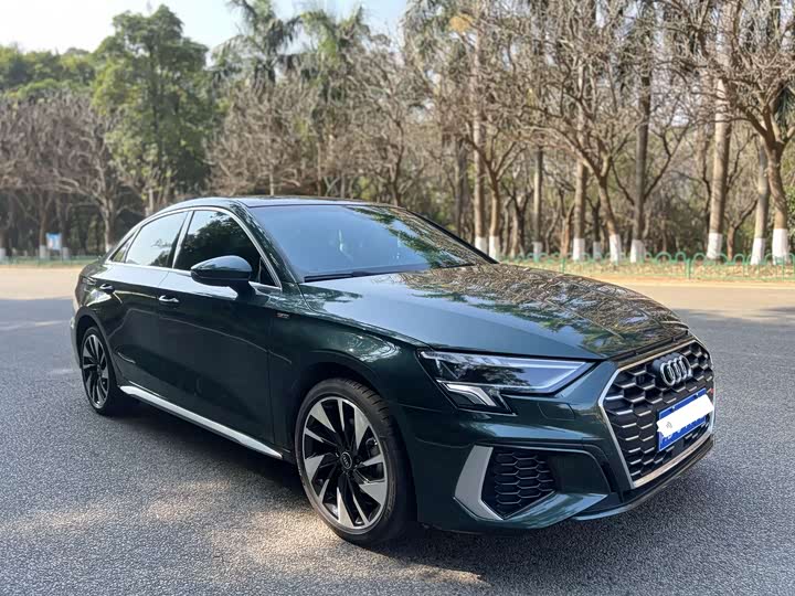 Фото 2 - Audi A3