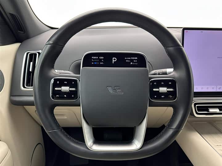 Фото 9 - LiXiang L7