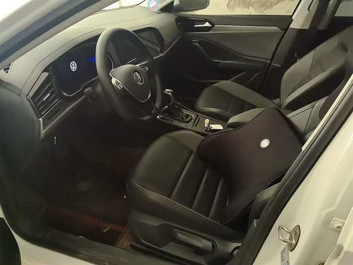 Фото 8 - Volkswagen Sagitar L