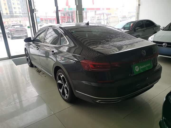 Фото 5 - Volkswagen Passat