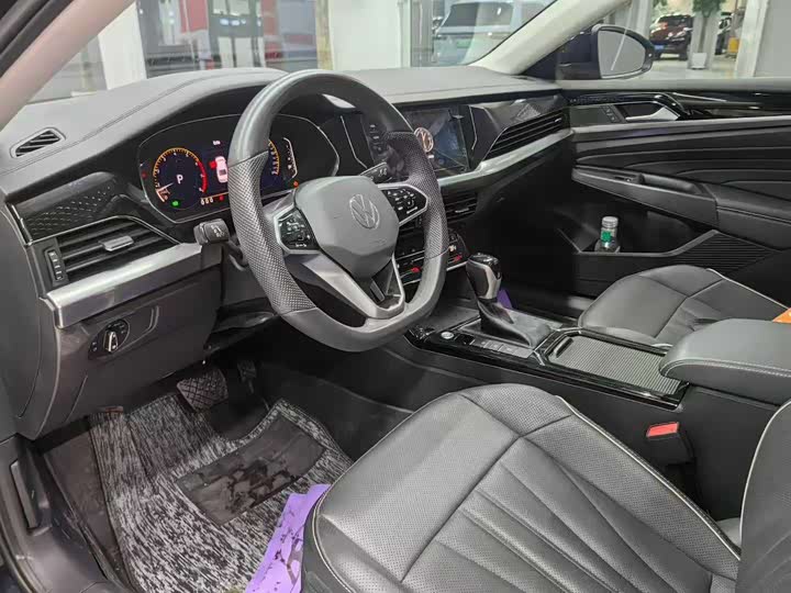 Фото 4 - Volkswagen Passat