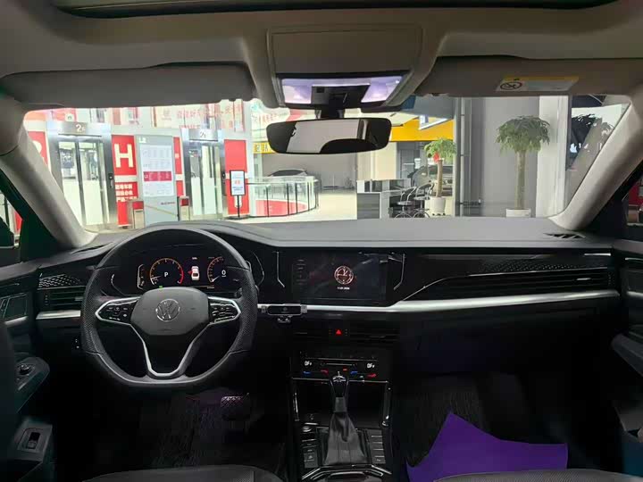 Фото 5 - Volkswagen Passat